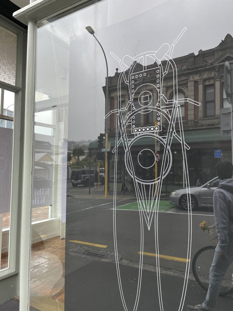 Window banners during installation